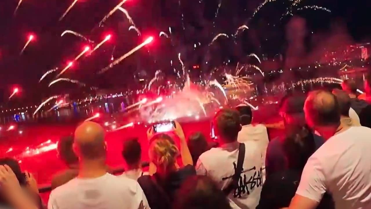 Image from Video: Fireworks explodes in the audience at a failed show in Düsseldorf