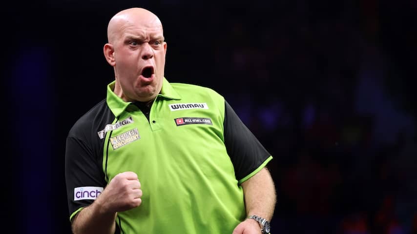Van Gerwen beats Van Barneveld in Dutch gathering on World Matchplay