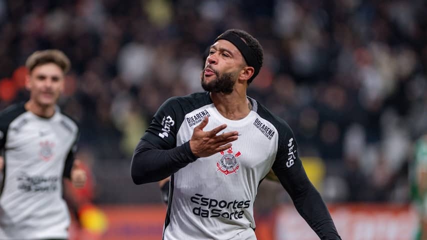 Memphis scores again and crowns herself as a matchwinner in Corinthians Bekerduel