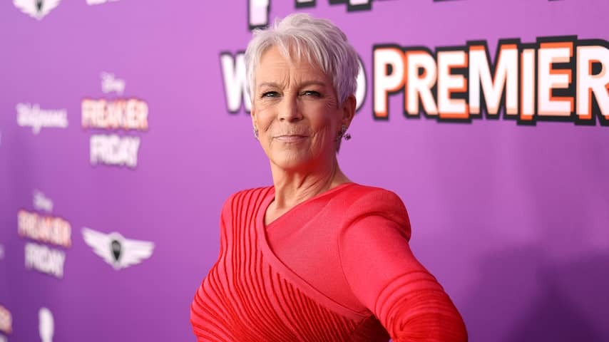 Actress Jamie Lee Curtis wants to stop before she is rejected because of age