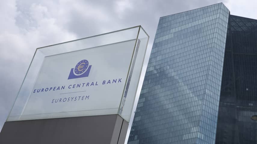 The most important interest rate eurozone remains unchanged after eight reductions