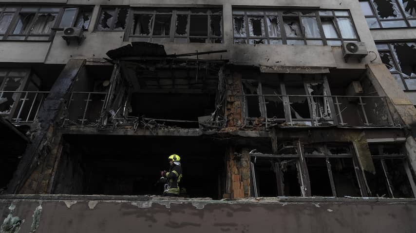 Ukraine and Russia bombard each other: kill in Kyiv and air traffic Moscow flat