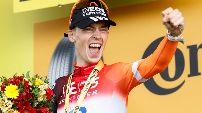 Arensman with two stage victories in one tour in row with Dutch cycling icons