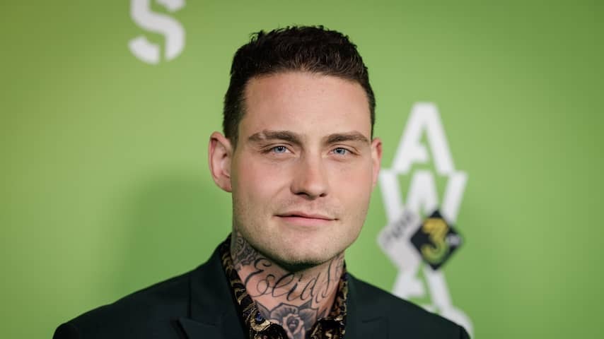 Man who made Douwe Bob 'fled' suspected of threat and drug possession