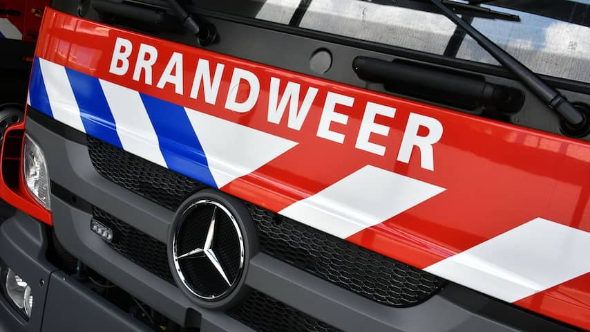 Fire in empty building in the center of Bergen op Zoom, hotel next to it evacuated