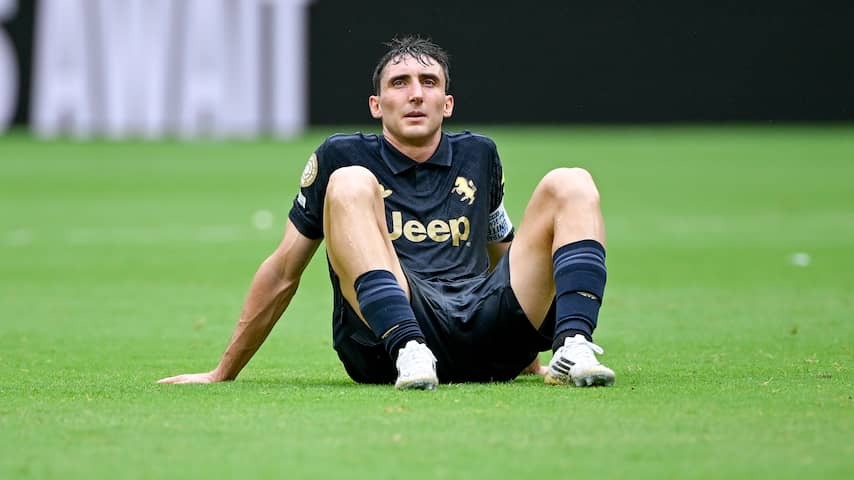 Juventus coach also relieved after a reversal at the World Cup: 'Ten players asked for switch'