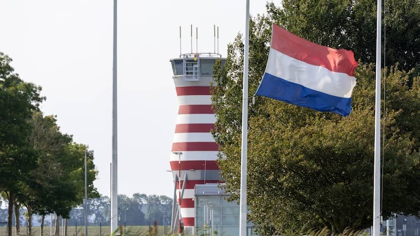Two Dutch pilots among four fatalities plane crash London