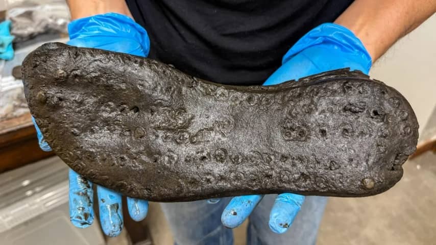 Archaeologists find huge Roman shoe and cannot explain size