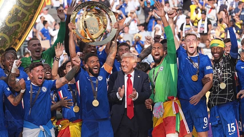 Trump surprises Chelsea at a prize -giving ceremony at the World Cup: 'He wanted to stay for a while'