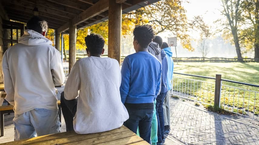 The reception organization must improve assistance to young asylum seekers of inspection