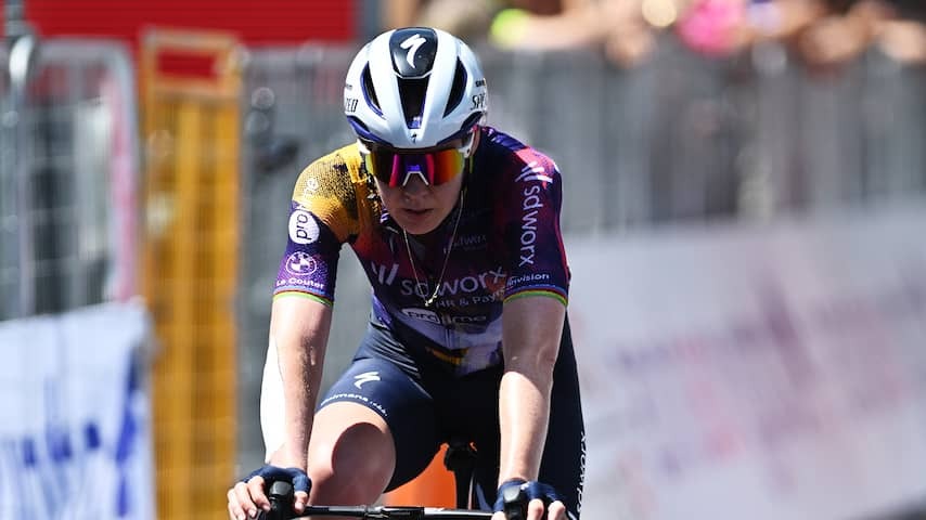 Van der Breggen grabs on Circuit van Imola in addition to daily win in the Giro final ride