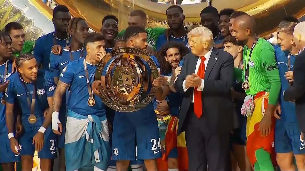Image from Video: Fifa Boss Infantino Pushes Trump Away from Celebrating Chelsea Players