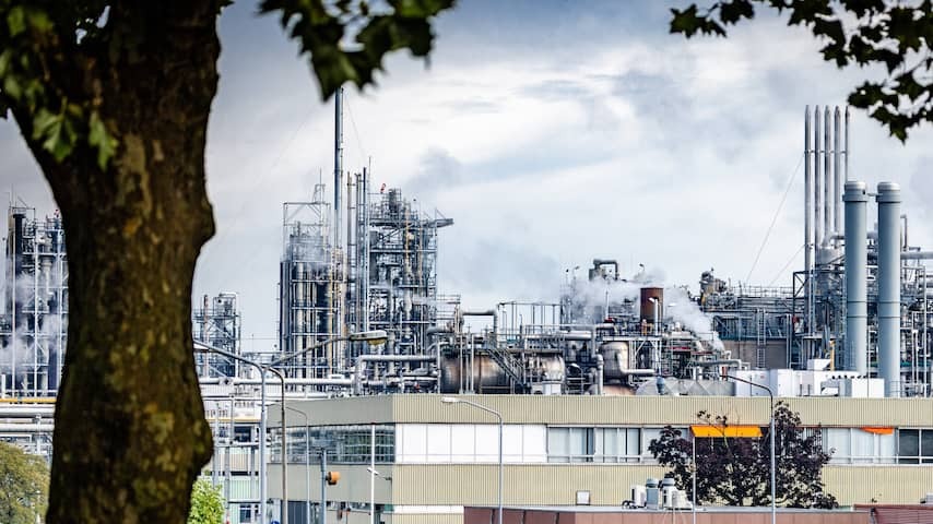Almost everyone in the Netherlands has too much PFAS in the blood