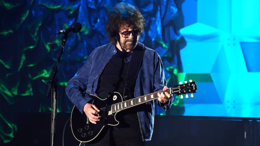 Electric Light Orchestra cancel the latest concert once by sick frontman