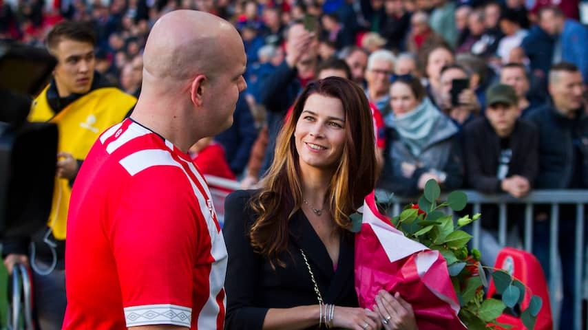 Ex-wife Michael van Gerwen pregnant with new friend: 'Not the intention'