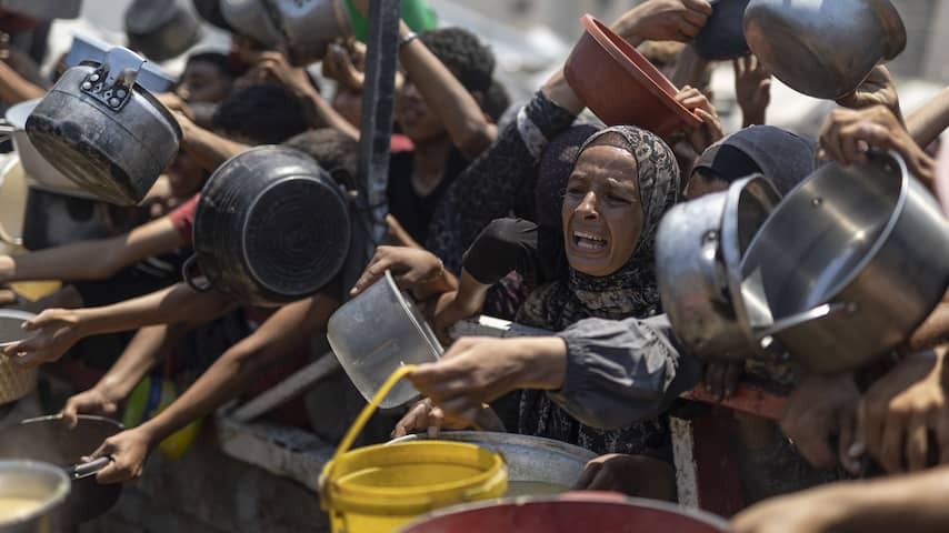 Israel allows air drops above Gaza: 'But that is new lightning rod' '