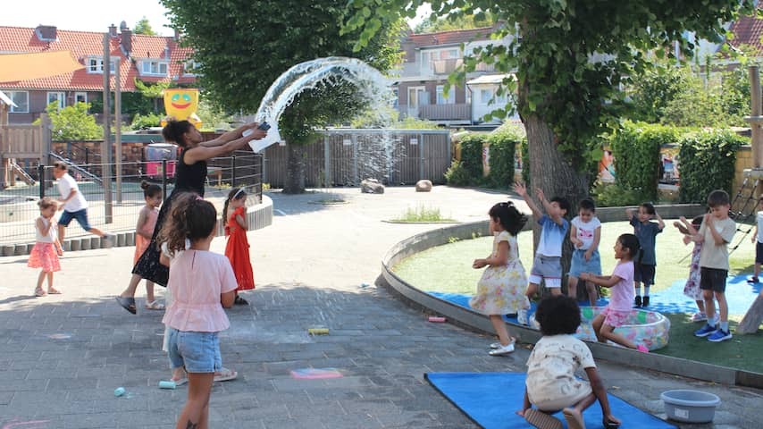 Schools are burdened by heat: 'Children cannot escape'