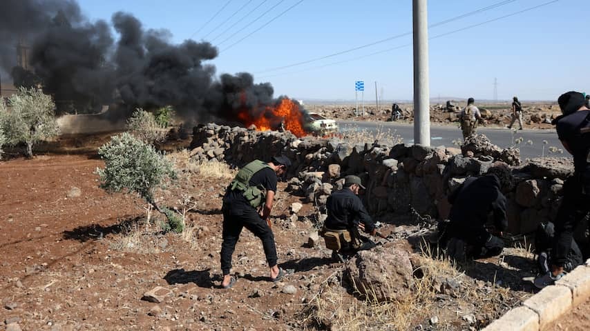 Violence in Suwayda flares up again despite file, Syria sends troops back