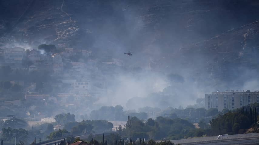 400 people evacuated in fire Marseille, fire not yet under control