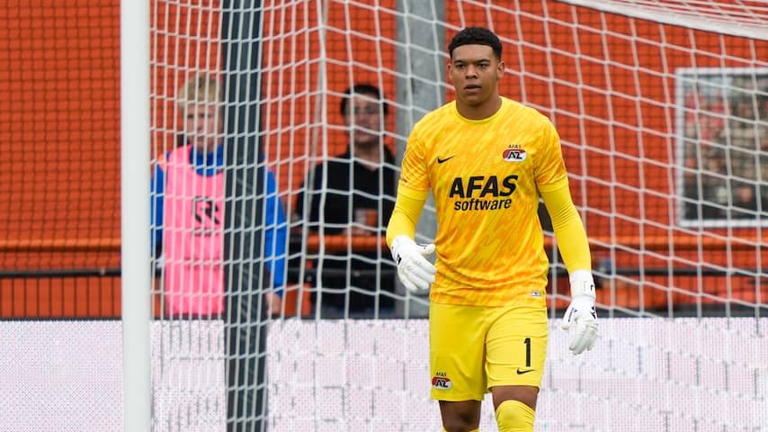 AZ goalkeeper Owusu-Oduro is disappointed: 'Was a free goal for FC Volendam'