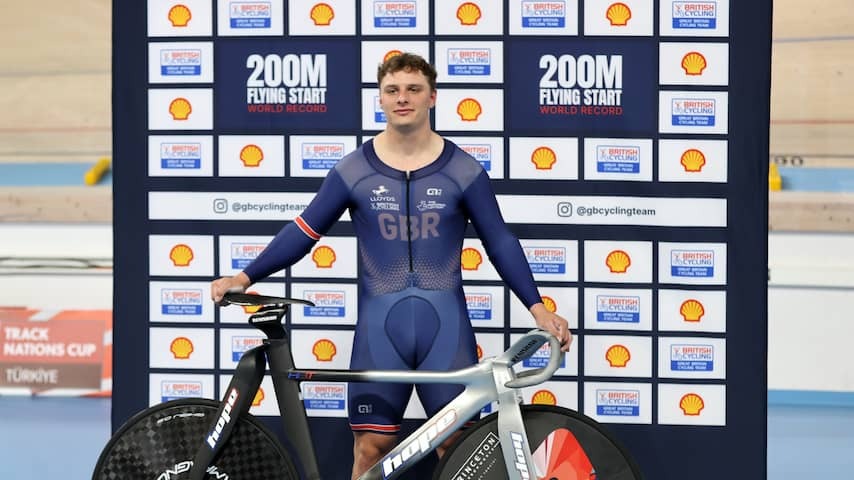 Richardson sharpenes its own top time 24 hours after breaking world record Lavreysen