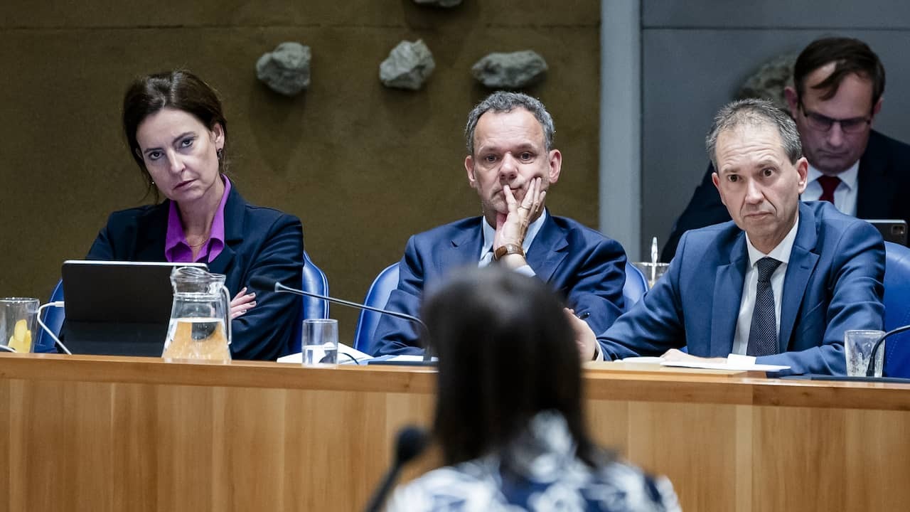 Image from Video: Live: House Debates Crisis After NSC Leaves Cabinet