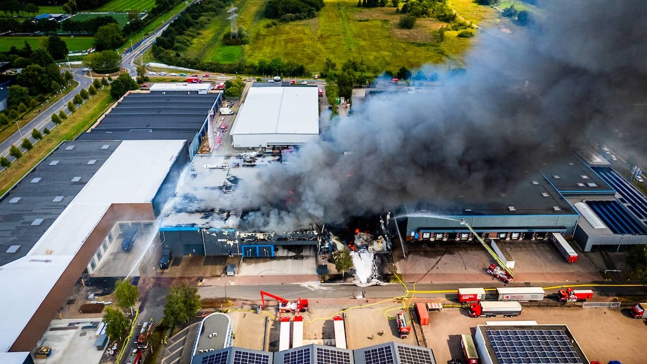 Image from Video: Large Fire at Cocoa Factory in Veenendaal