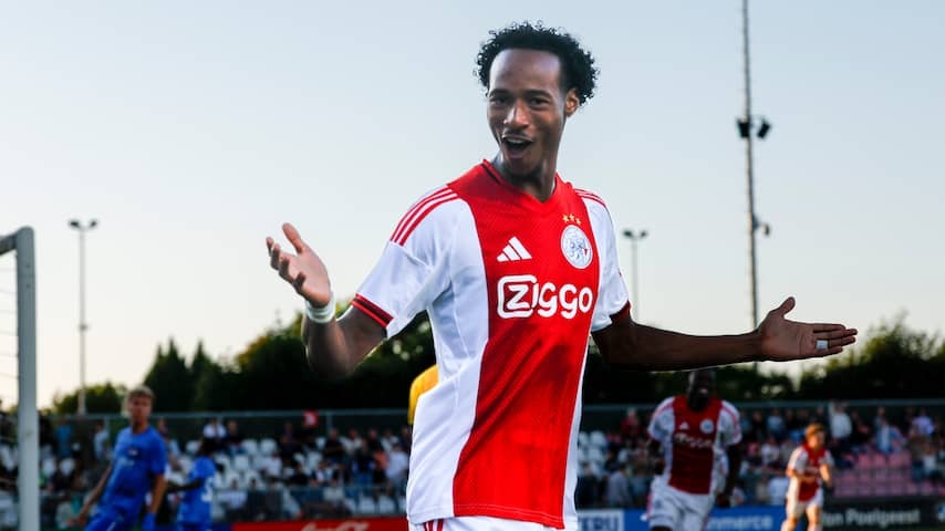 Goal after thirteen seconds at win from Young Ajax, loss of points ADO in Utrecht