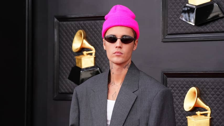 Justin Bieber imitator banished from nightclub after 'surprise performance'
