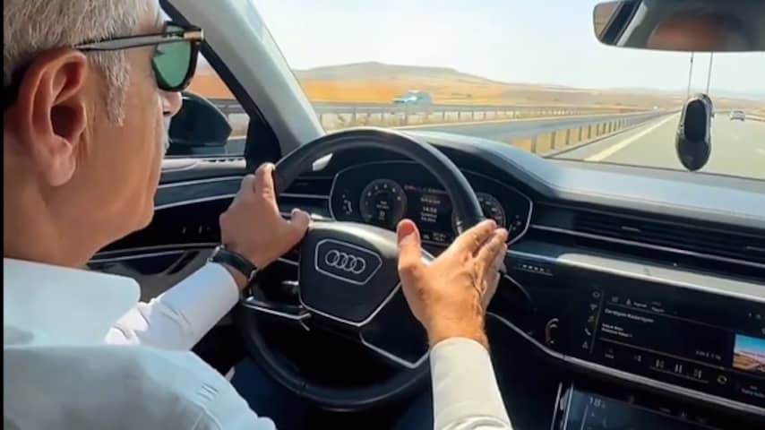Turkish Minister of Transport will be a fine after his own video in which he drives too fast