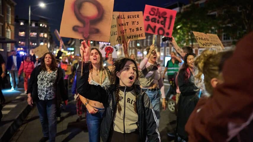 Women 'demand the night' in The Hague, later bike rides throughout the Netherlands