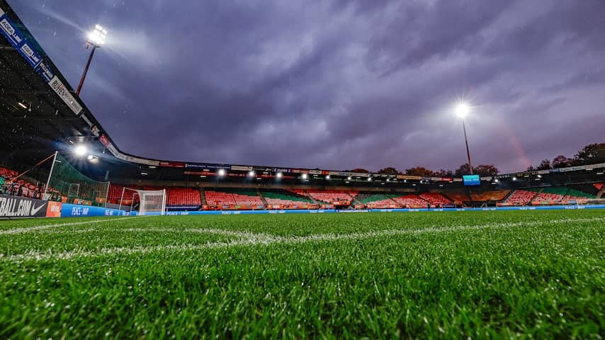 Burglary in the stadium of leader NEC: Thieves Graven Kuil and Steal Merchandise