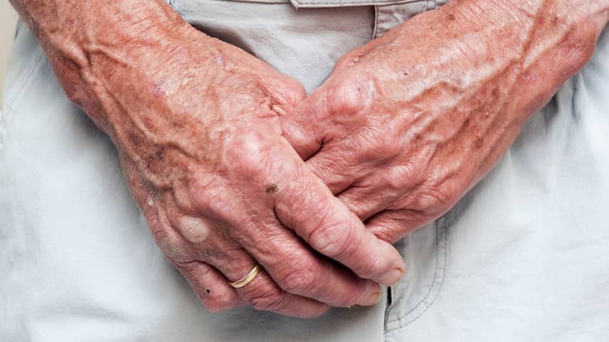 Why we hardly believe that we also get older ourselves