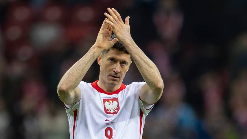 Lewandowski after fighting and departure national coach again at Poland for Duel with Orange