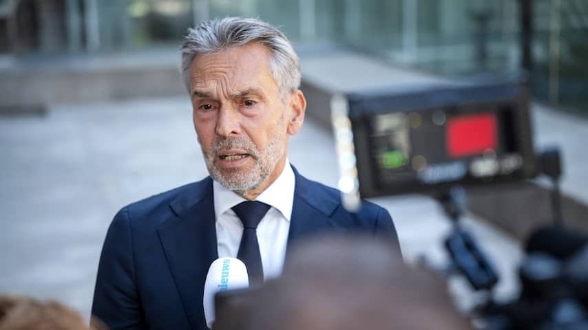 Prime Minister disappointed about boarding NSC'ers: 'Regrettor it very much'