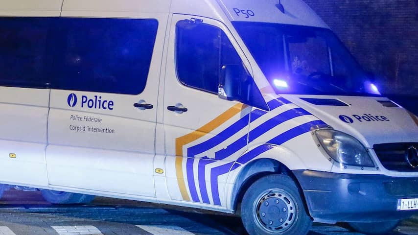The Belgian police carried out a house search in Sint-Jans-Molenbeek on Wednesday in the context of the investigation into the attacks in Paris.