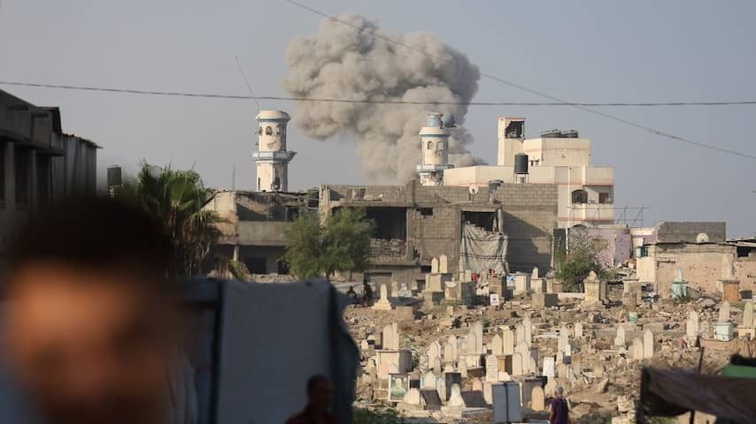 Body hostage found in Gaza City, army enters attacks