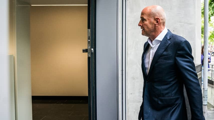Former Jumbo CEO Frits van Eerd hears today whether he should go into the cell