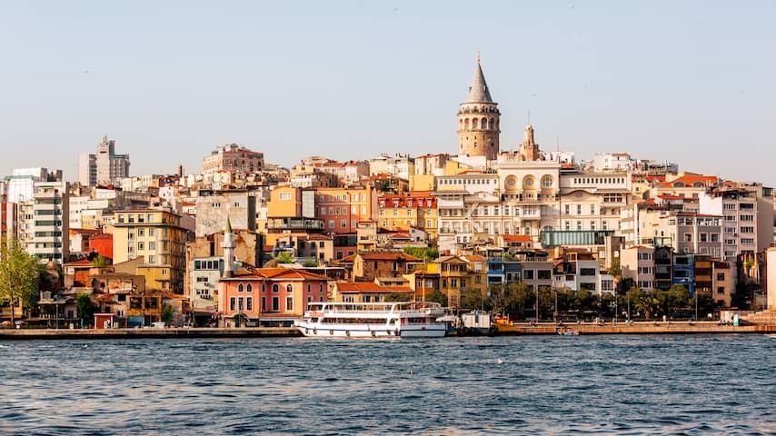 Two Dutch children found dead in Turkish Hotel, father in hospital