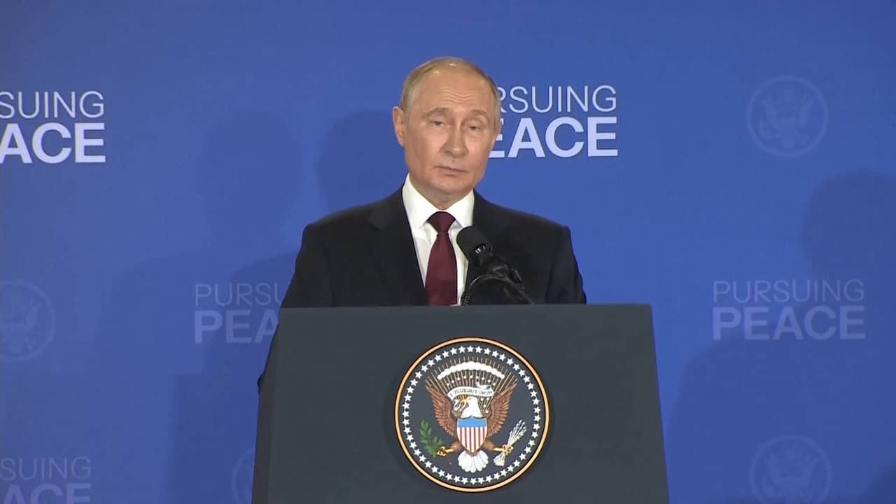 Image from Video: Putin na Alaska top: 'Kiev and Europe are not allowed to create obstacles'
