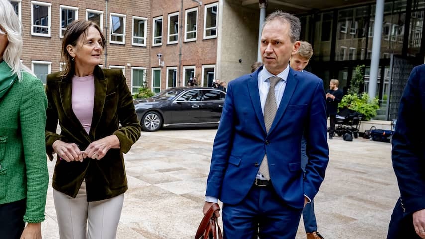 NSC enters elections with familiar faces, Van Vroonhoven in place 2