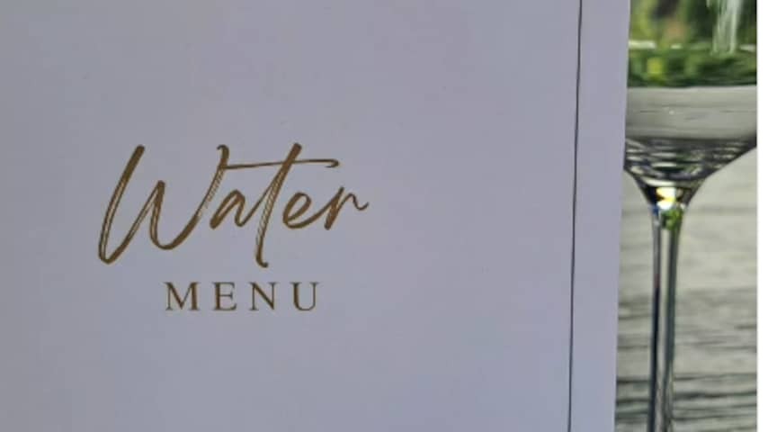 British Michelin-Restaurant comes with a water menu with the most expensive bottle of 22 euros