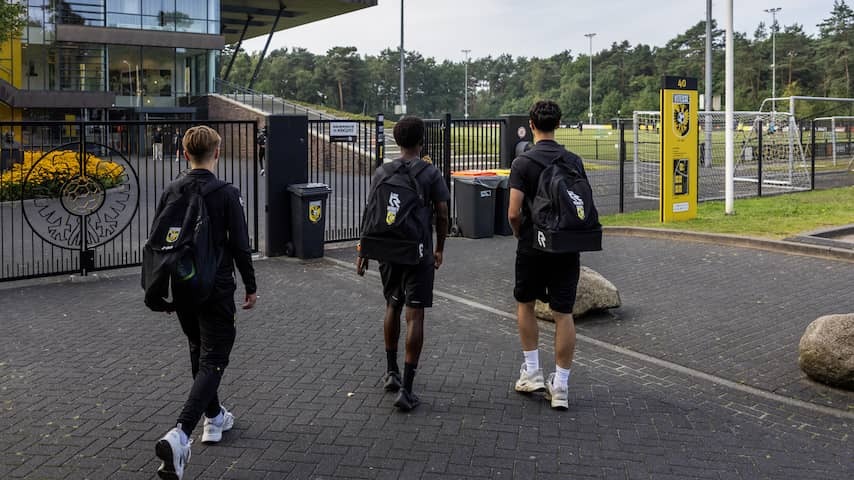 Unrest within Jeugd Vitesse: Boycott players training, parents Laken KNVB
