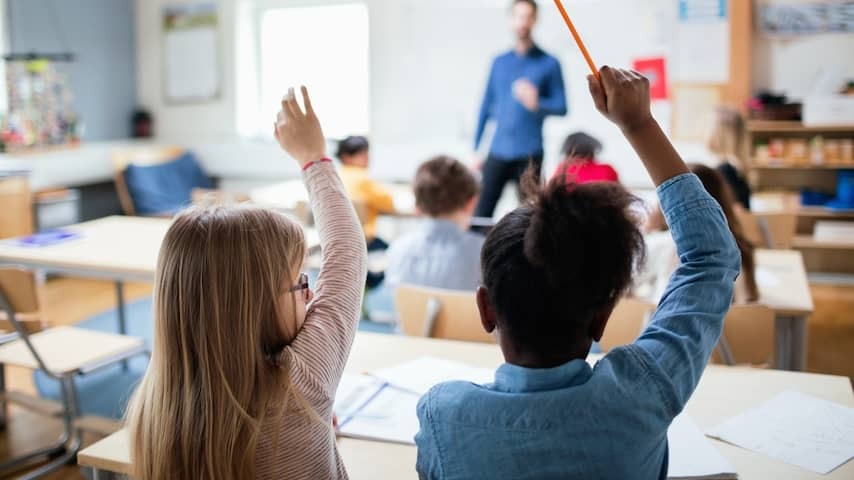 The first school weeks: 'Let them empty their stimulus'