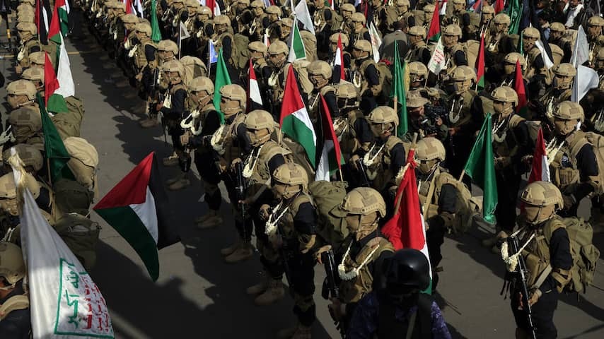 Houthi rebels Storm UN offices in Yemen and hold on to employee
