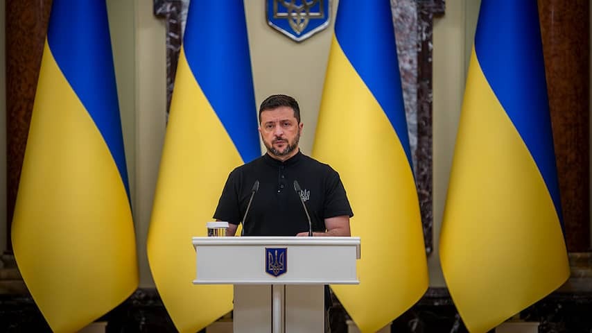 Zelensky announces attacks 'deep in Russia' after Russian Dronreen