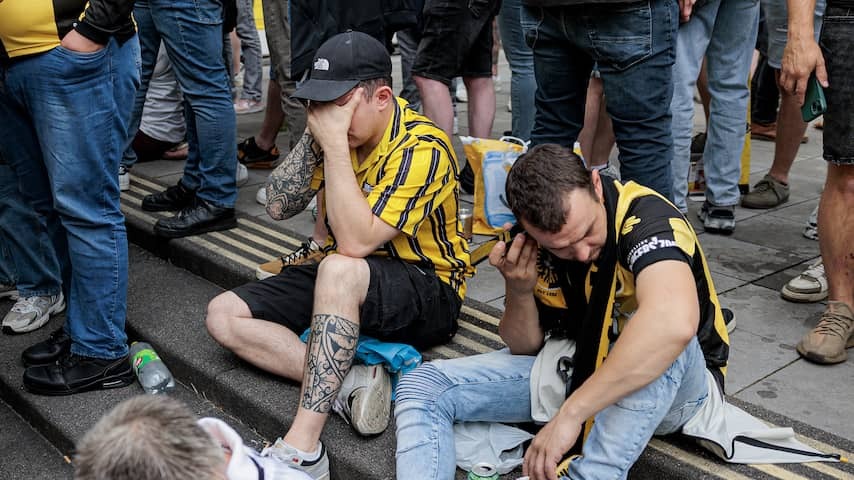Vitesse defeated after loss license, mayor speak of sad day