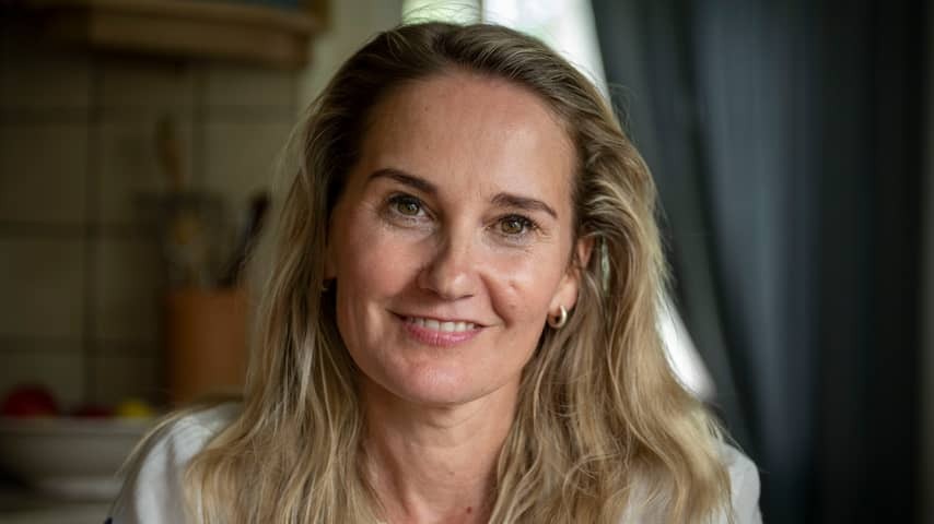 Actress Peggy Vrijens got into relationship after two dates: 'Scash in the Roos'