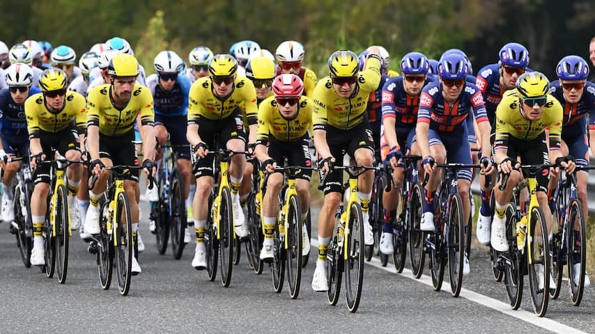 Visma-Lease A Bike Na Turbulent Vuelta Day affected by bicycle theft