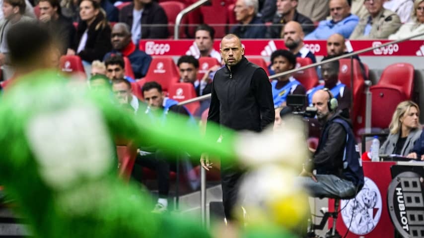 Heitinga speaks of 'worst Ajax duel' under his leadership: 'Was stuffy at times'